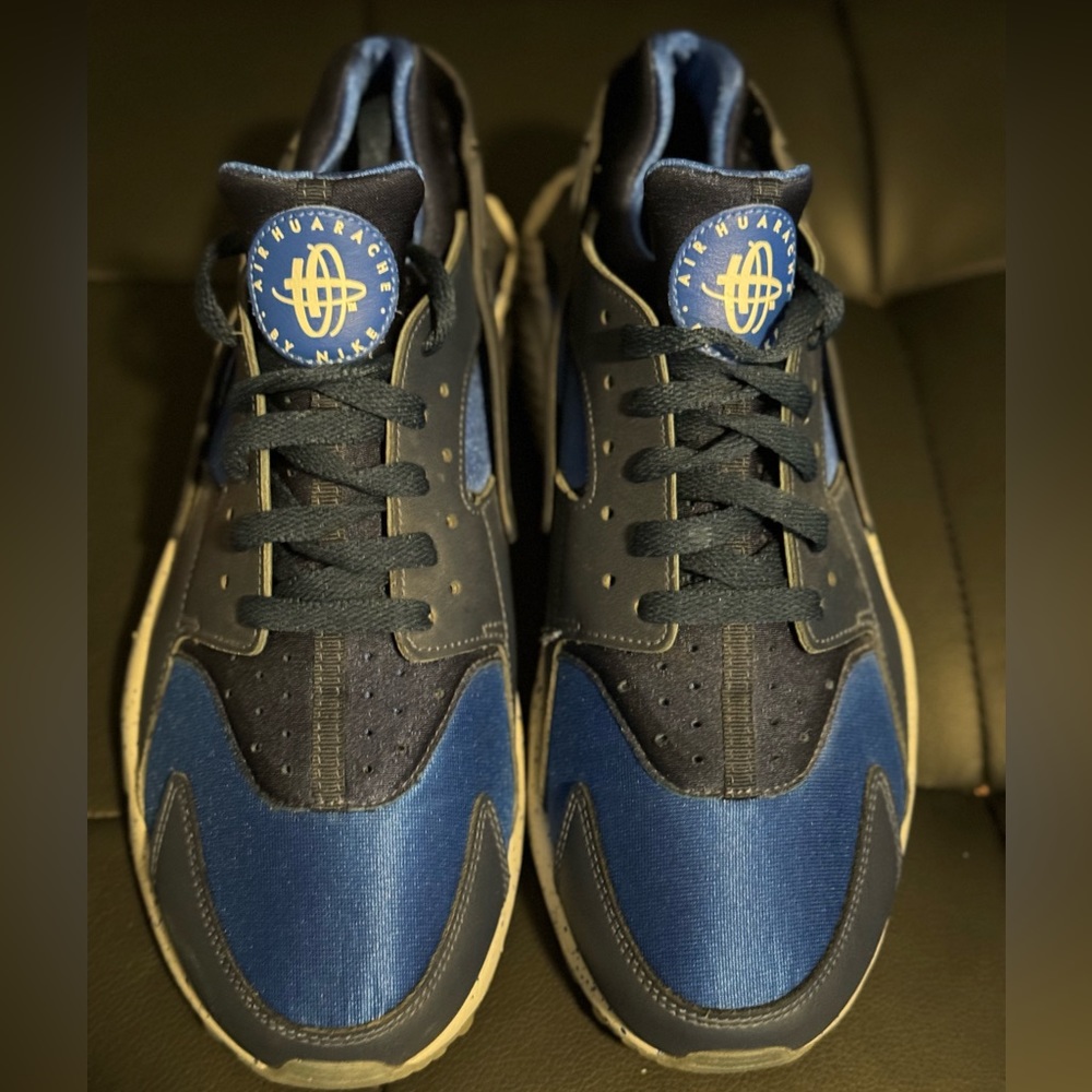 Slightly used Nike ID Huaraches, one of a kind Navy/Royal Blue!!! - Size 11